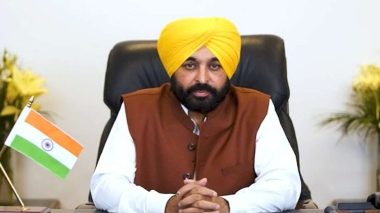 पंजाब की मातृभाषा को बचाने के लिए पंजाब सरकार की बड़ी पहल! अब हर भाषा की किताब में होगा एक गुरमुखी पेज