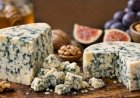 ब्लू चीज़ फंगस से भरा होता है. लोग इसे  क्यों करते हैं इतना पसंद?