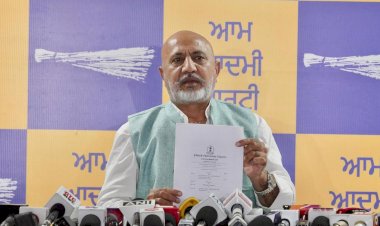 बेअदबी विरोधी कानून पर सुखबीर बादल की चुप्पी बुनियादी सवाल खड़े करती है: बलतेज पन्नू