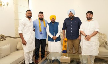 रुस्तम-ए-हिन्द पहलवान प्रीतपाल फगवाड़ा 'आप' में शामिल