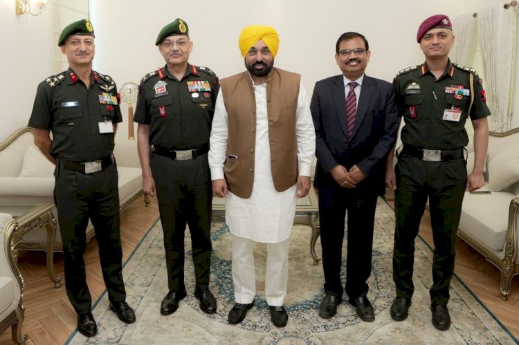 मुख्यमंत्री भगवंत सिंह मान ने पश्चिमी कमान के आर्मी कमांडर के साथ सीमावर्ती सुरक्षा, राहत कार्यों और ऑपरेशनल तैयारियों के बारे में विचार-विमर्श किया