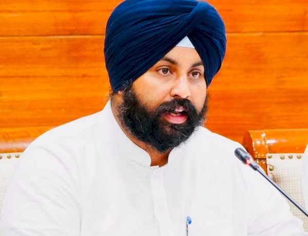 पंजाब के युवाओं को गुणवत्तापूर्ण तकनीकी और फार्मास्युटिकल शिक्षा प्रदान करने के लिए भगवंत मान सरकार विश्वविद्यालयों को बना रही है भविष्य उन्मुख: हरजोत सिंह बैंस