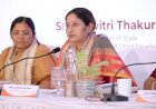 केंद्रीय मंत्री अन्नपूर्णा देवी ने कोलकाता में पश्चिम बंगाल में महिला एवं बाल विकास मंत्रालय की योजनाओं की समीक्षा बैठक की अध्यक्षता की