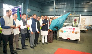 केंद्रीय नागरिक उड्डयन मंत्री राम मोहन नायडु ने दिल्ली के आईजीआई एयरपोर्ट पर ट्रांसशिपमेंट कार्गो संचालन का उद्घाटन किया