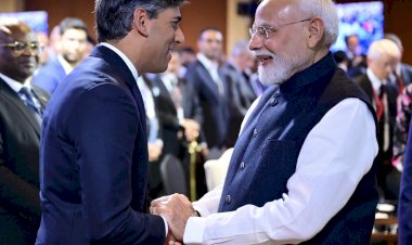 ब्रिटेन के पूर्व प्रधानमंत्री ऋषि सुनक ने ब्लूमबर्ग न्यू इकोनॉमी फोरम में प्रधानमंत्री नरेन्द्र मोदी से मुलाकात की
